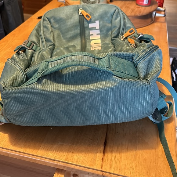 Thule Sweden Crossover laptop Backapack. - Picture 5 of 5